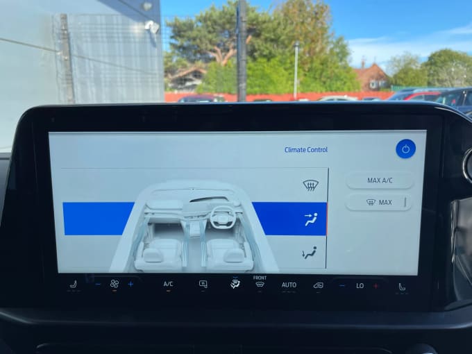 2024 Ford Transit Custom