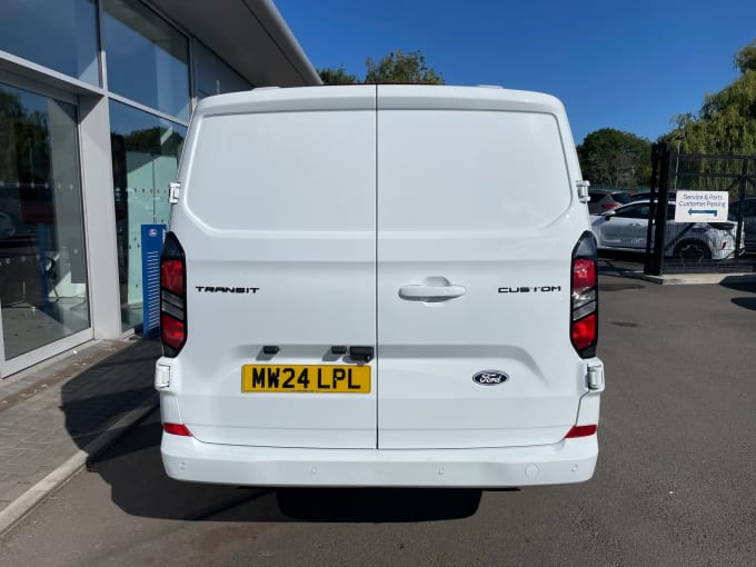 2024 Ford Transit Custom
