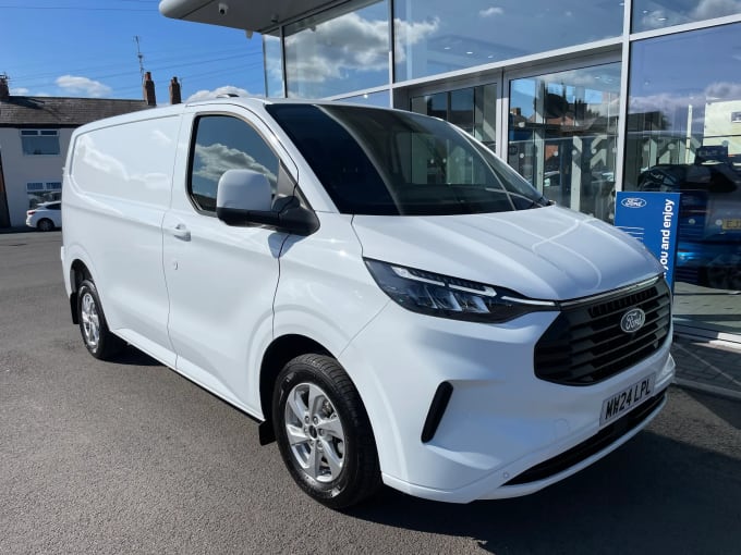 2024 Ford Transit Custom