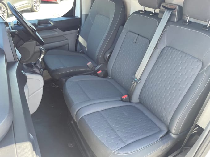 2024 Ford Transit Custom