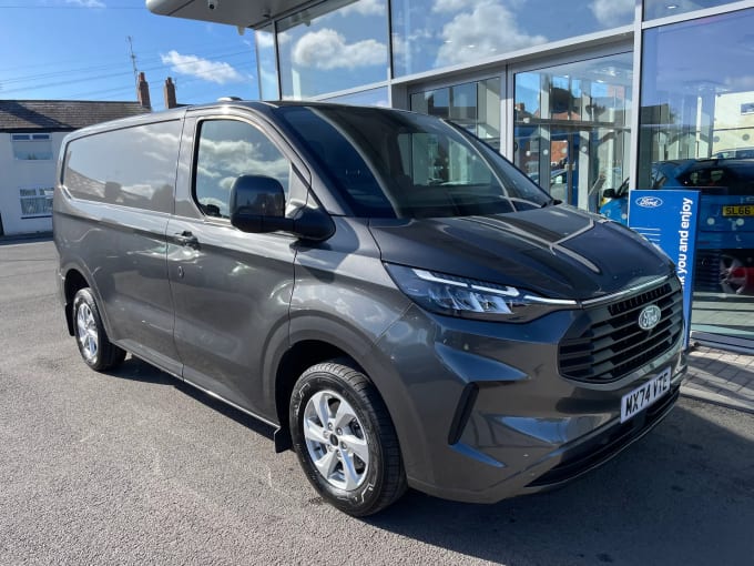 2024 Ford Transit Custom