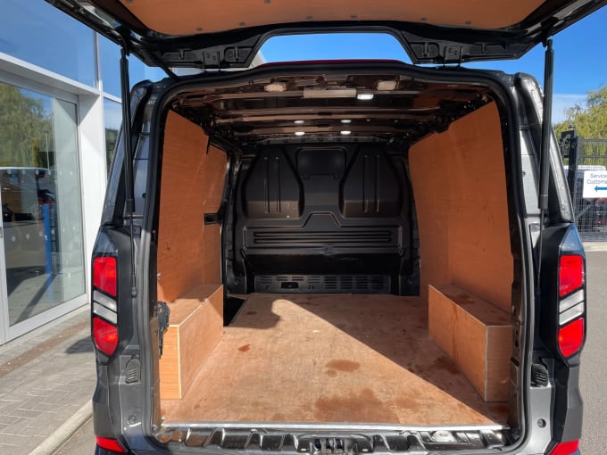 2024 Ford Transit Custom