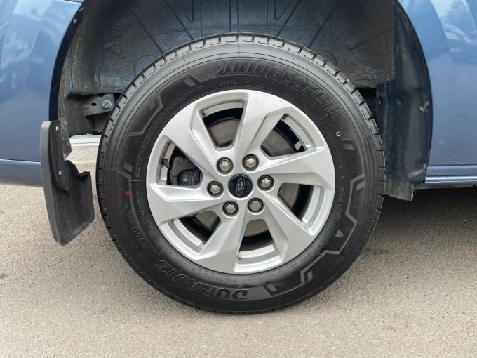 2024 Ford Transit Custom