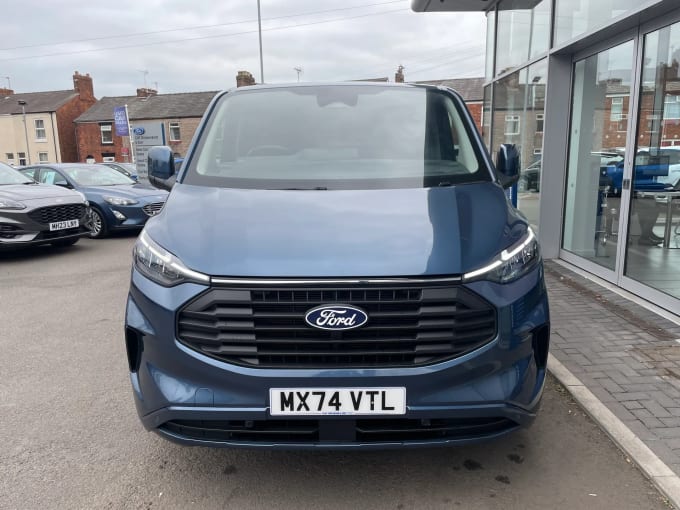 2024 Ford Transit Custom