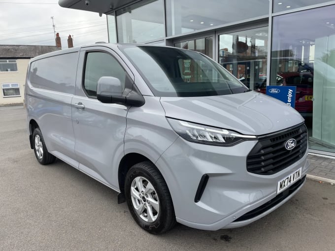 2024 Ford Transit Custom