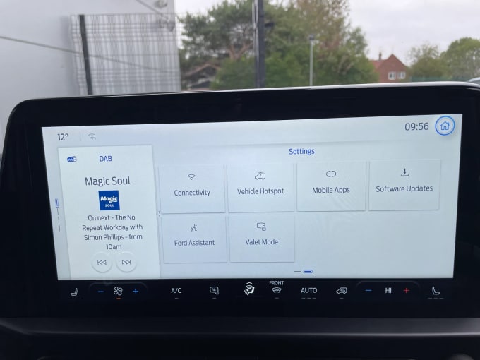 2024 Ford Transit Custom