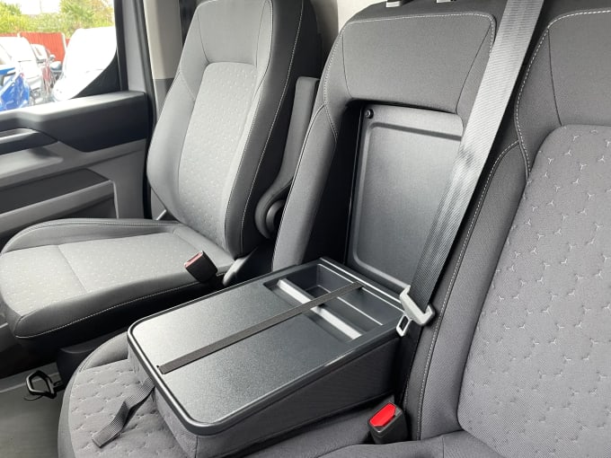 2024 Ford Transit Custom