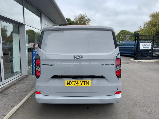 2024 Ford Transit Custom