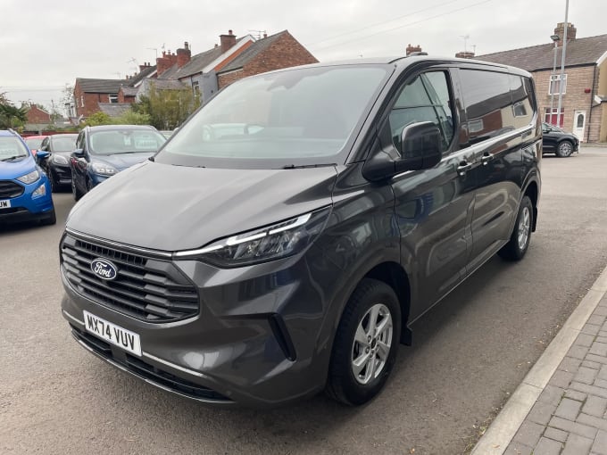 2024 Ford Transit Custom