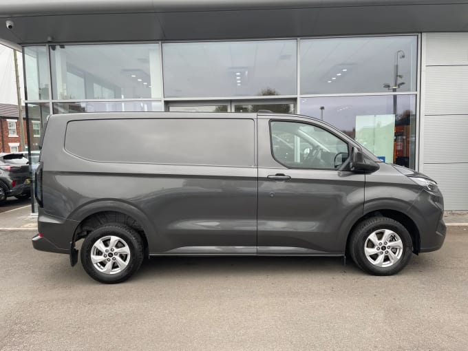 2024 Ford Transit Custom