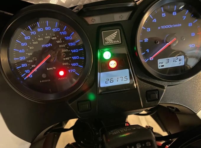 2005 Honda Cb