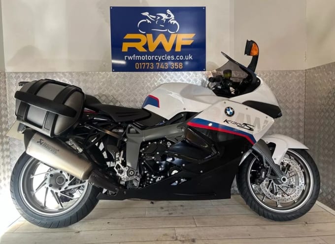 2025 BMW K1300s