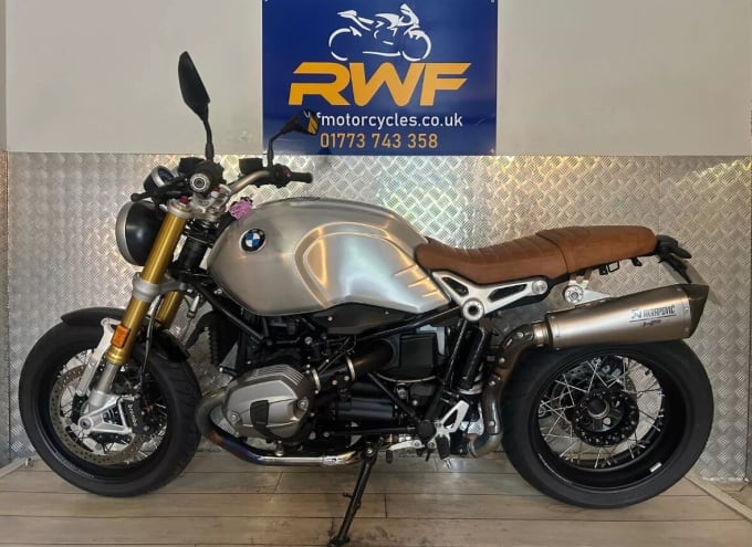 2025 BMW R Ninet