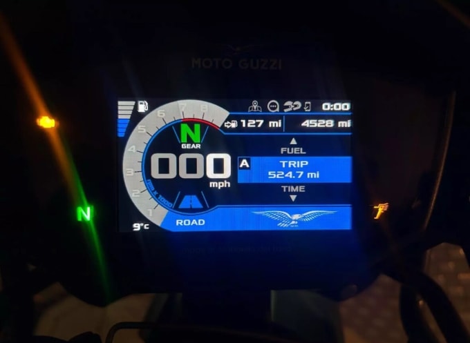 2025 Moto Guzzi V85