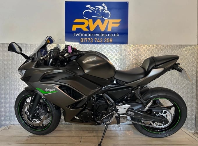 2025 Kawasaki Ninja 650