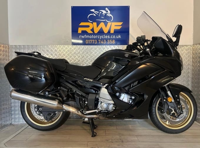 2025 Yamaha Fjr1300
