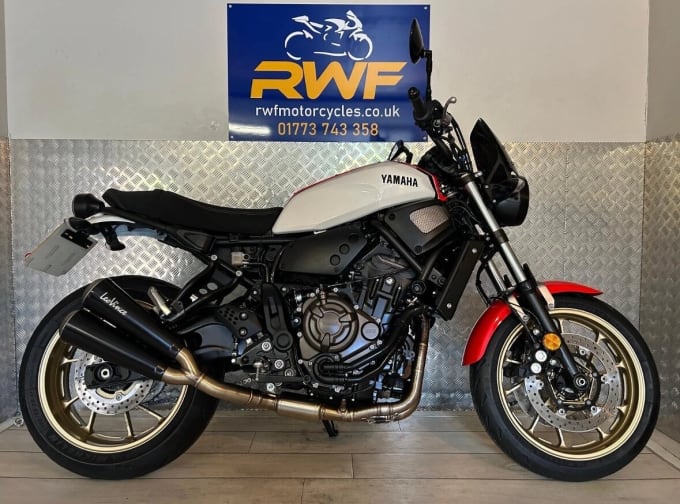 2025 Yamaha Xsr700