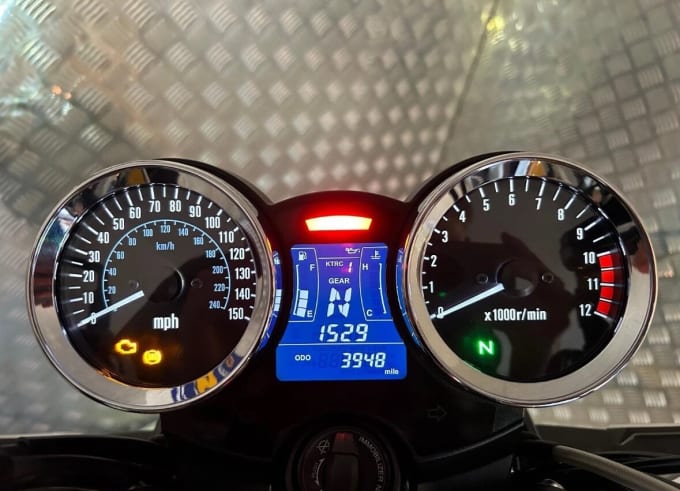 2025 Kawasaki Z900 Rs Se