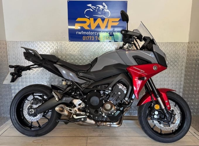 2025 Yamaha Tracer 900