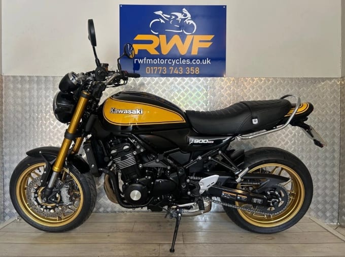 2025 Kawasaki Z900 Rs Se
