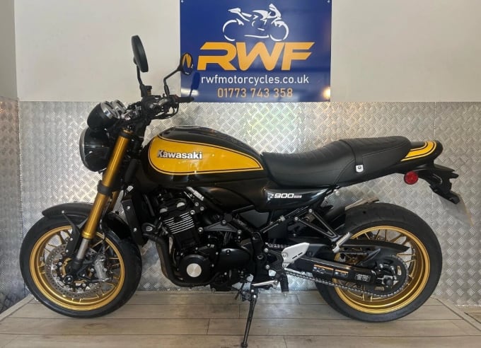 2025 Kawasaki Z900 Rs Se