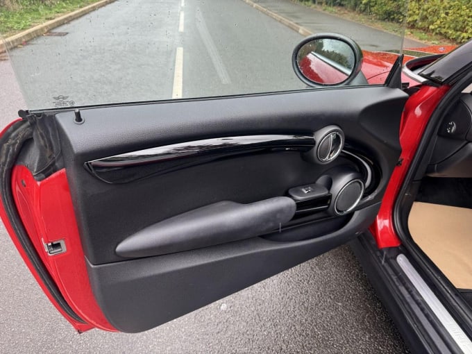 2017 Mini Hatch