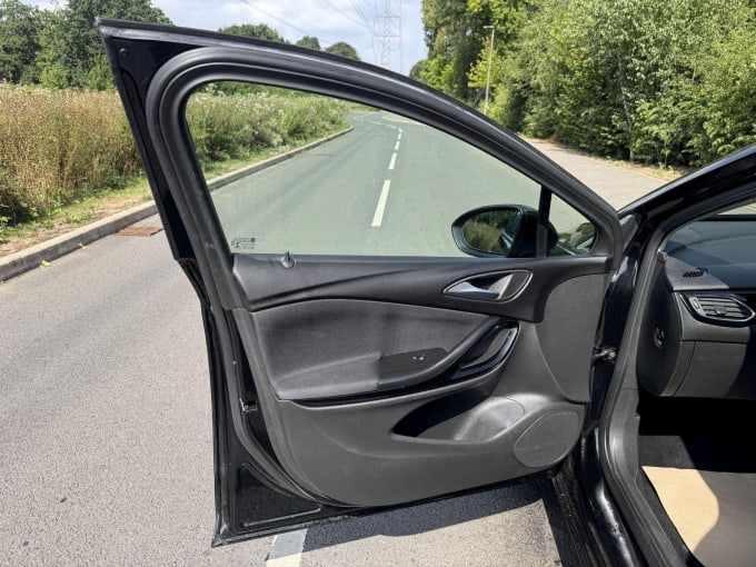 2019 Vauxhall Astra