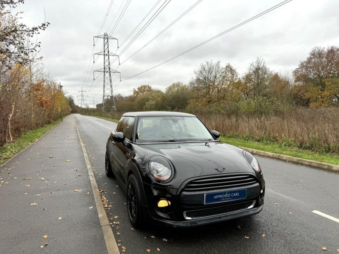 2017 Mini Hatch