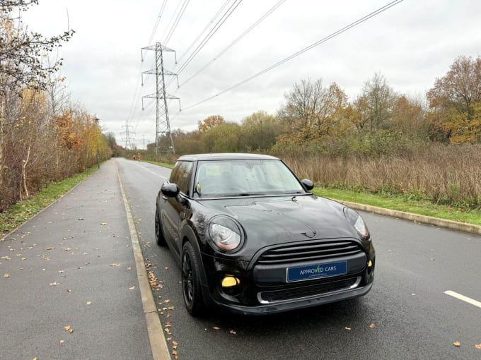 2017 Mini Hatch