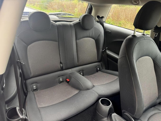 2017 Mini Hatch