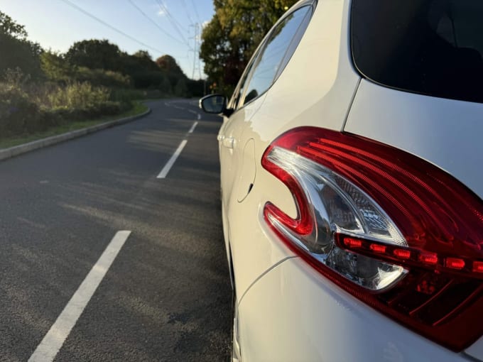 2015 Peugeot 208