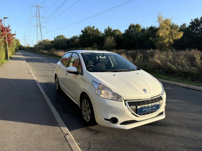 2015 Peugeot 208