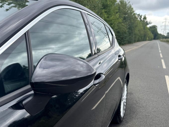 2019 Vauxhall Astra
