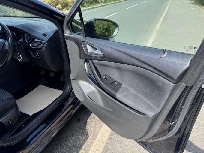 2019 Vauxhall Astra
