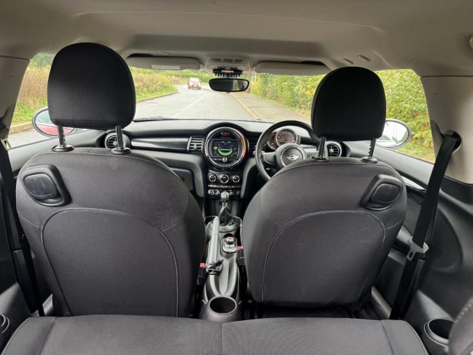 2017 Mini Hatch
