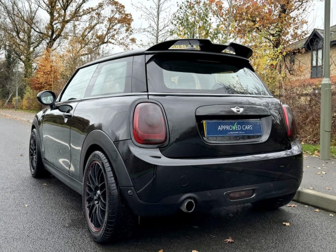 2017 Mini Hatch