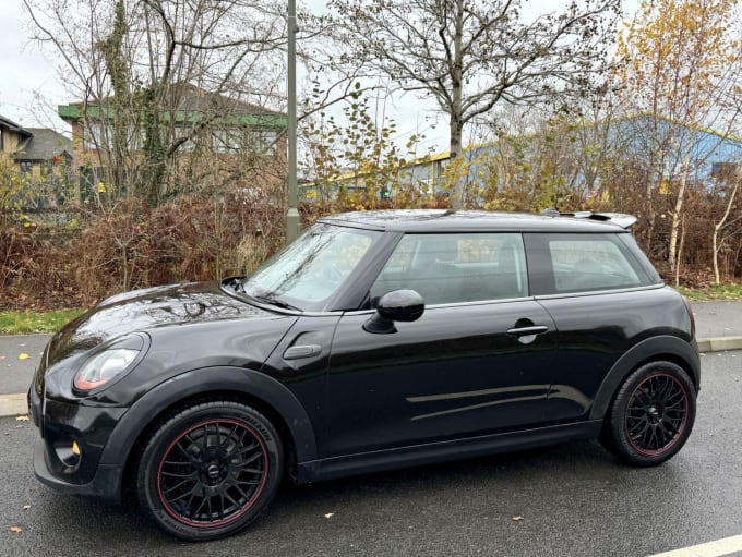 2017 Mini Hatch