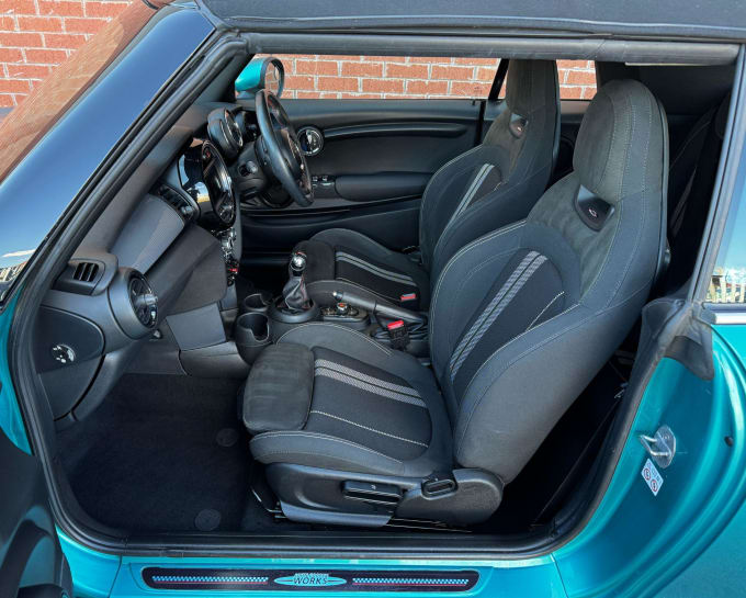2025 Mini Convertible