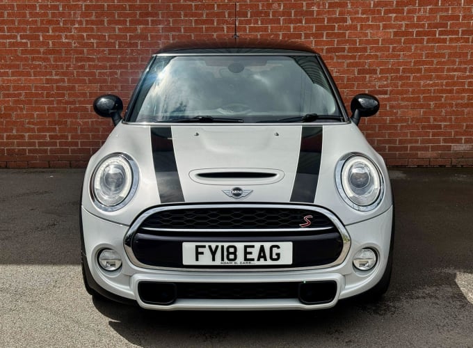 2025 Mini Hatch