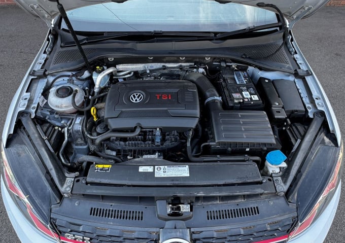 2025 Volkswagen Golf