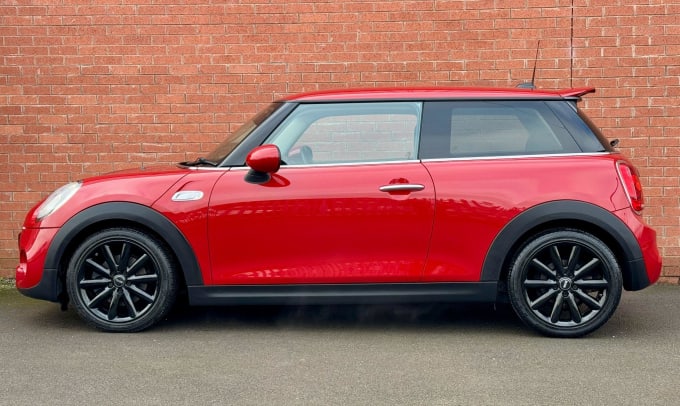 2025 Mini Hatch