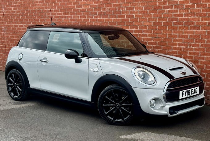 2025 Mini Hatch