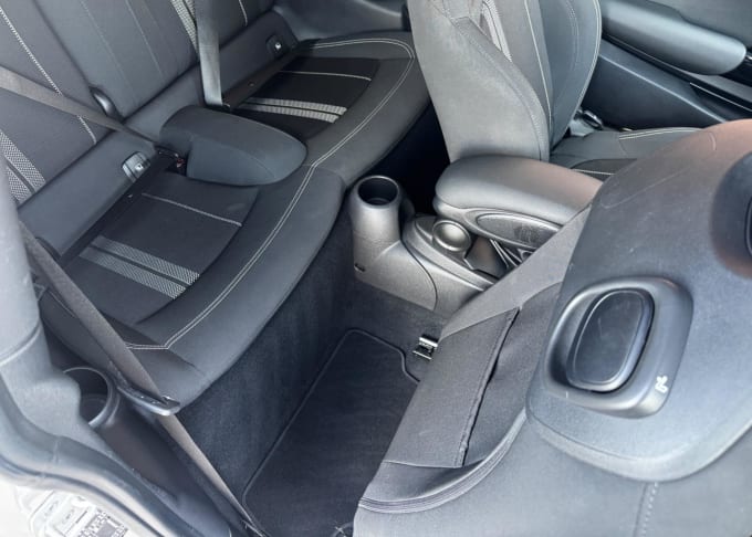 2025 Mini Hatch