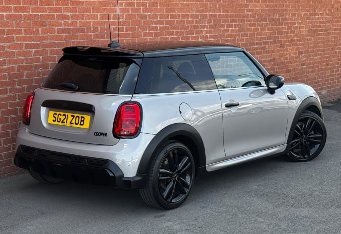 2025 Mini Hatch