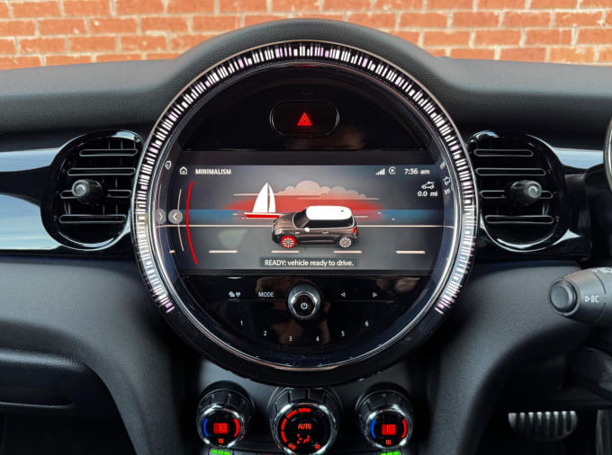 2025 Mini Hatch