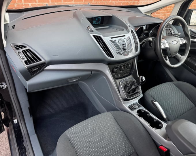 2025 Ford C-max