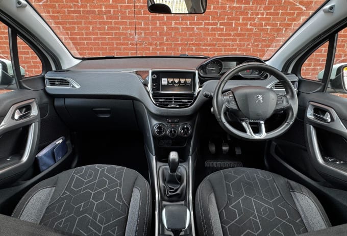 2025 Peugeot 2008