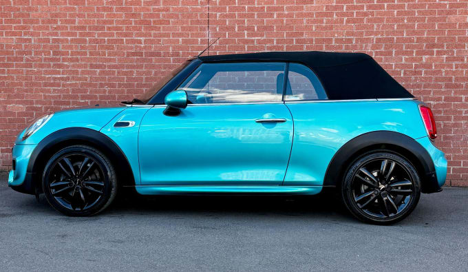 2025 Mini Convertible