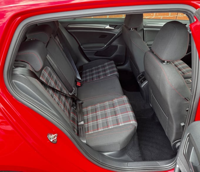 2025 Volkswagen Golf