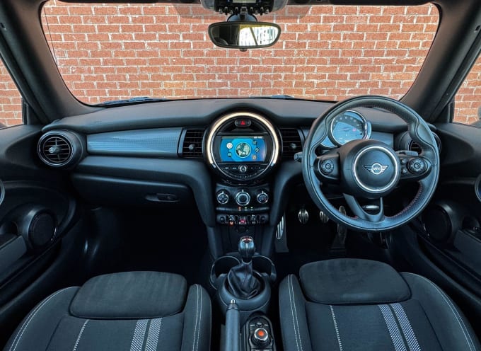 2025 Mini Convertible